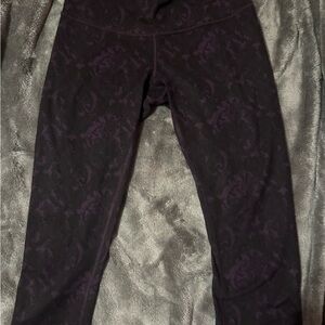 Lululemon Leggings in purple floral print!